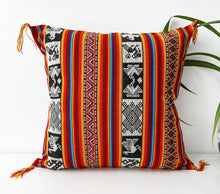 Load image into Gallery viewer, Lucma Chinchero Cushion cover