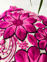 Load image into Gallery viewer, Pink Flowered Pillow Cover