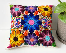 Load image into Gallery viewer, White Flowered pillow cover - Blue flower