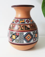 Load image into Gallery viewer, Peruvian Pottery