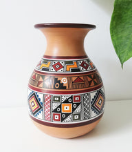 Load image into Gallery viewer, Peruvian Pottery