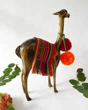 Load image into Gallery viewer, Wooden Peruvian Vicuña