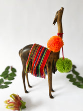 Load image into Gallery viewer, Carved Vicuña Looking at the Stars