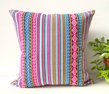 Load image into Gallery viewer, Jaguar Eye design pattern from the Chachapoyas Culture