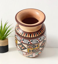 Load image into Gallery viewer, Peruvian decor Vase