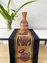 Load image into Gallery viewer, Black Peruvian Table runner