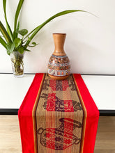 Load image into Gallery viewer, Red Peruvian Table runner