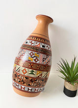Load image into Gallery viewer, Peruvian decor Vase
