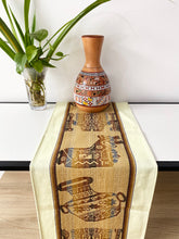Load image into Gallery viewer, White Ethnic Table runner
